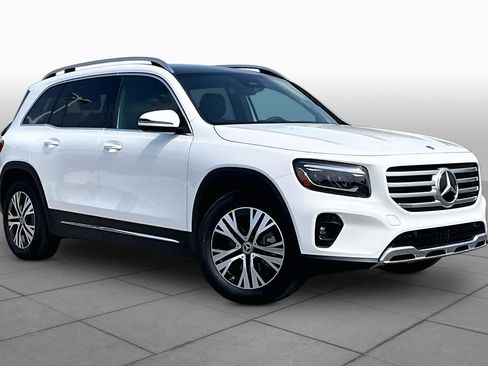 Used 2026 Mercedes-Benz GLB 250 image 3