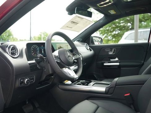 Certified 2026 Mercedes-Benz GLA 250 4MATIC image 40