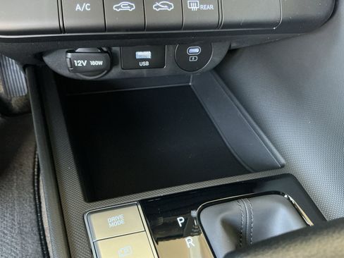 New 2026 Hyundai Elantra SE FWD image 19