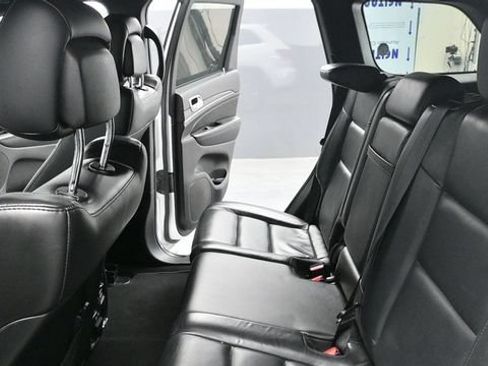 Used 2021 Jeep Grand Cherokee Limited AWD/4WD image 23