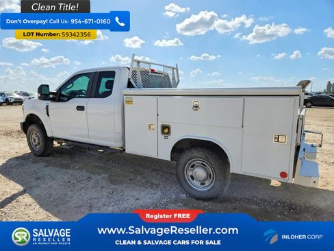 Used 2019 Ford F250 XL w/ Power Equipment Group AWD/4WD image 3