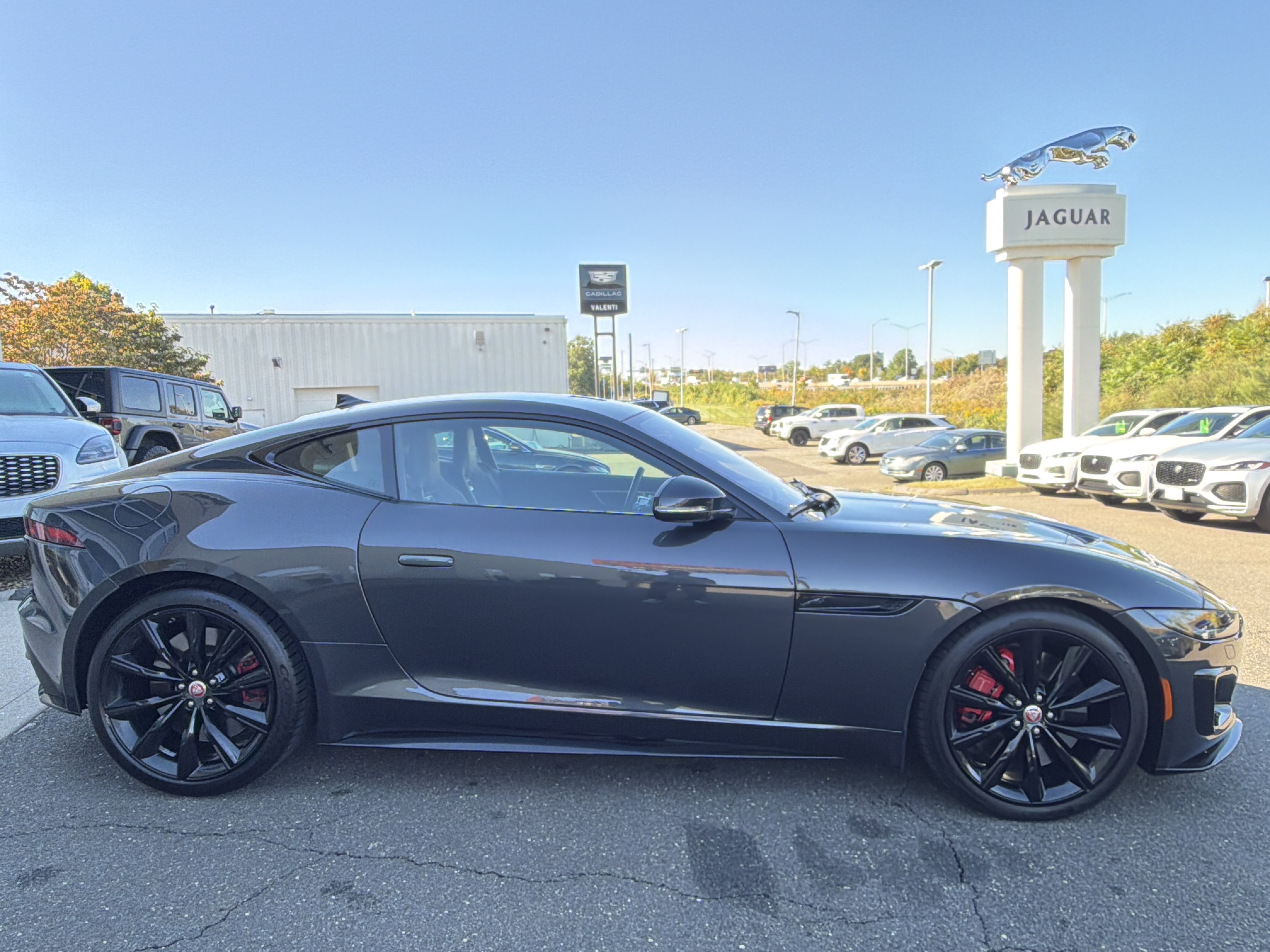 Used 2021 Jaguar F-TYPE R AWD/4WD image 3