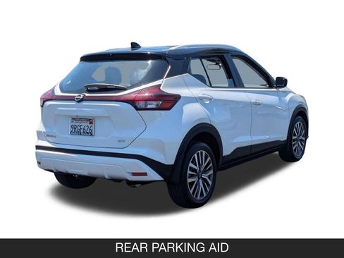 Used 2024 Nissan Kicks SV FWD image 9