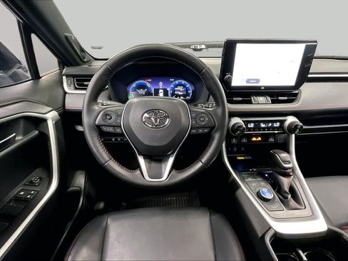 Used 2024 Toyota RAV4 XSE w/ Weather Package AWD/4WD image 5