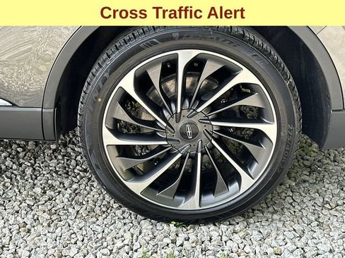 Used 2020 Lincoln Aviator Reserve w/ Equipment Group 202A AWD/4WD image 9