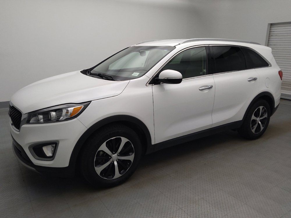 Used 2016 Kia Sorento EX FWD image 2