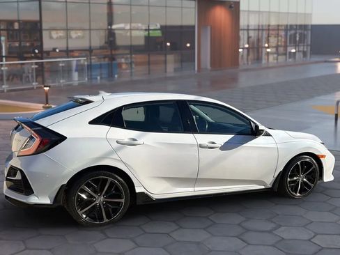 Used 2021 Honda Civic Sport image 10