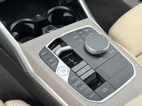 Used 2026 BMW 230i Coupe w/ Convenience Package RWD image 22