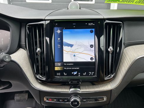 Used 2019 Volvo XC60 T6 Inscription w/ Protection Package image 18