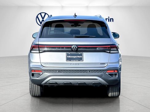 New 2026 Volkswagen Taos SEL image 4