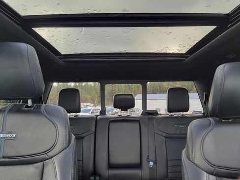 Used 2025 Ford F350 Platinum w/ Tremor Off-Road Package image 35