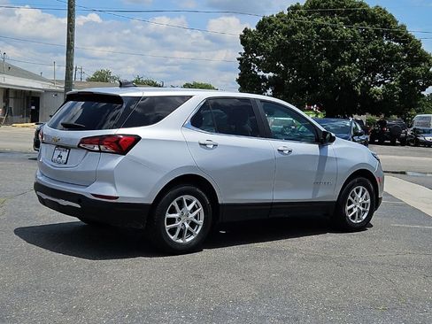 Used 2022 Chevrolet Equinox LT AWD/4WD image 7