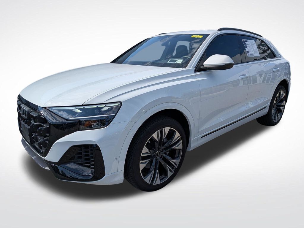 Used 2024 Audi Q8 Premium AWD/4WD image 7
