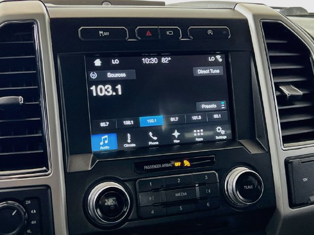 Used 2018 Ford F150 Lariat w/ Equipment Group 502A Luxury AWD/4WD image 24