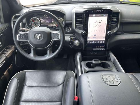 Used 2023 RAM 1500 Laramie AWD/4WD image 11