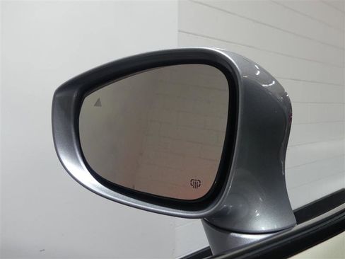 Used 2017 Chrysler Pacifica Touring-L Plus image 14