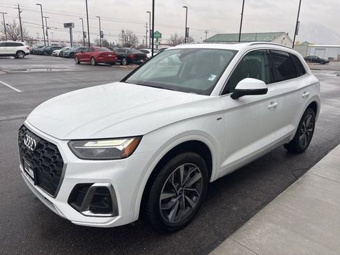 Used 2022 Audi Q5 2.0T Premium Plus image 3