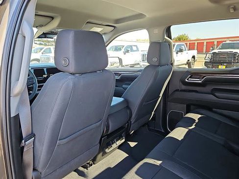 Used 2023 GMC Sierra 1500 Elevation image 9
