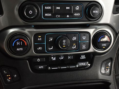 Used 2018 Chevrolet Tahoe Premier AWD/4WD image 27