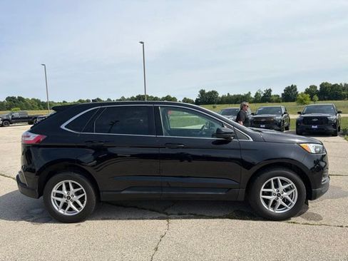 Used 2024 Ford Edge SEL w/ Convenience Package AWD/4WD image 6