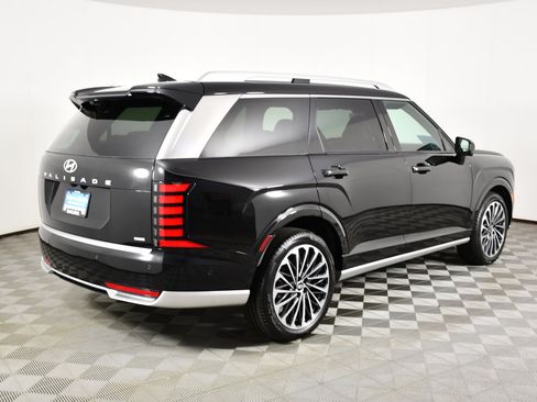 Used 2026 Hyundai Palisade Calligraphy AWD/4WD image 6