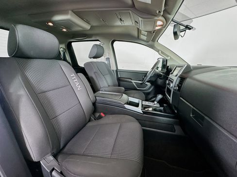 Used 2015 Nissan Titan PRO-4X image 28