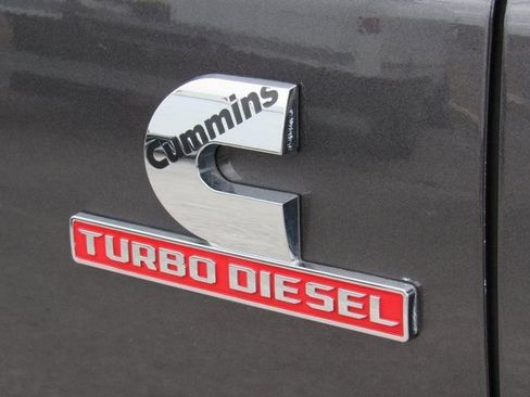 Used 2023 RAM 2500 Big Horn w/ Level 1 Equipment Group image 10