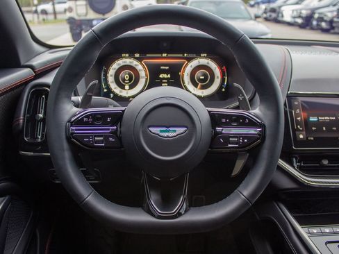 Used 2025 Aston Martin DBX 707 AWD/4WD image 14