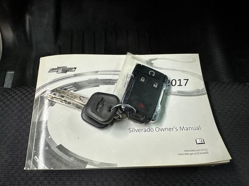 Used 2017 Chevrolet Silverado 1500 LT w/ Redline Edition AWD/4WD image 36