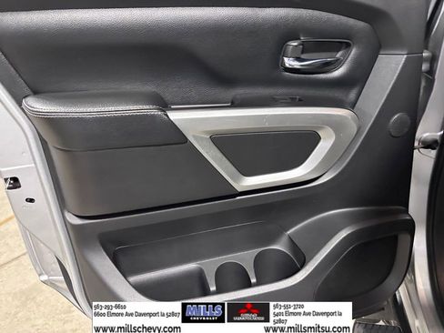 Used 2019 Nissan Titan PRO-4X w/ Pro-4x Utility Package image 12