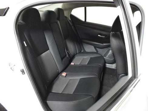 Certified 2022 Nissan Sentra SV w/ Trunk Package FWD image 29