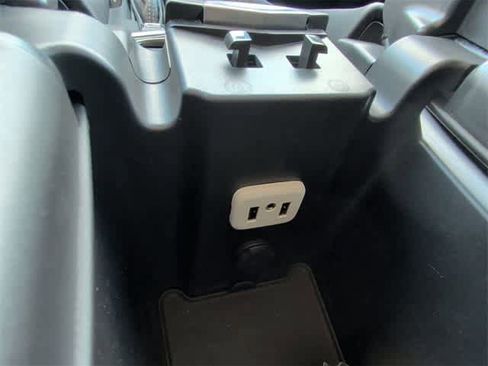 Used 2019 Buick Envision Essence w/ LPO, Road Trip Package image 29