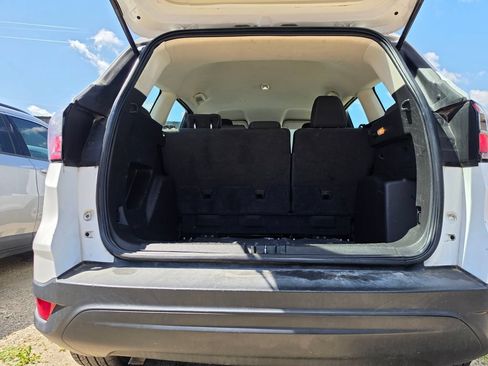 Used 2018 Ford Escape S FWD image 8