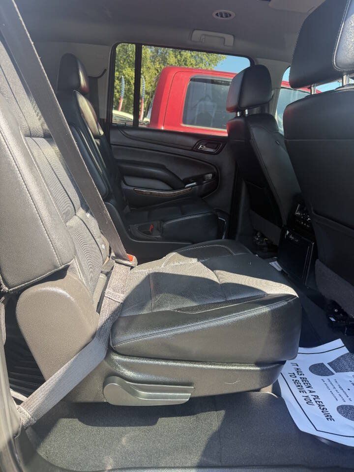 Used 2020 Chevrolet Suburban Premier RWD image 19
