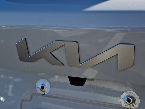 Used 2025 Kia Sorento EX w/ EX Panoramic Sunroof Package image 29