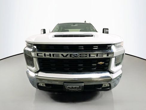 Used 2020 Chevrolet Silverado 2500 LT AWD/4WD image 2