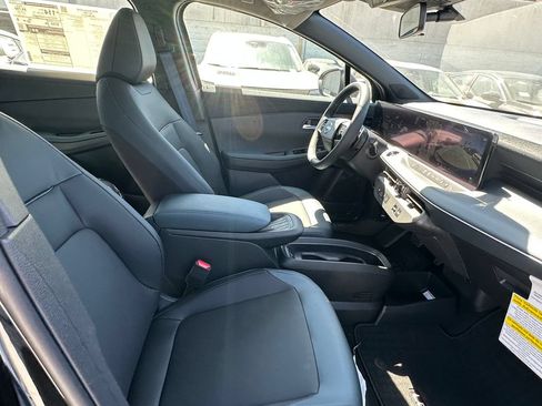 New 2026 Nissan Leaf SV+ w/ Floor Mat Package (SV+) FWD image 13