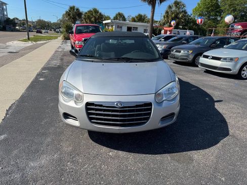 Used 2004 Chrysler Sebring GTC image 3