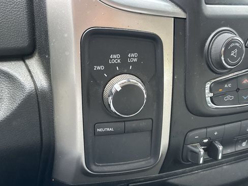 Used 2018 RAM 2500 Big Horn AWD/4WD image 20