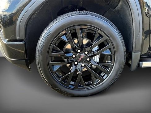 Used 2025 GMC Sierra 1500 Denali w/ Technology Package image 8