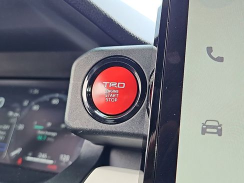 Used 2024 Toyota Tacoma TRD Off-Road AWD/4WD image 25