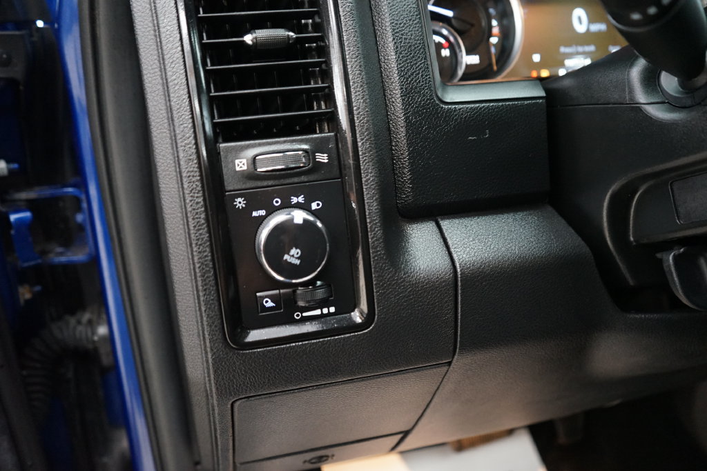 Used 2017 RAM 1500 Rebel w/ Luxury Group AWD/4WD image 30
