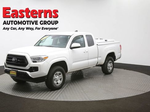 Used 2022 Toyota Tacoma SR image 54