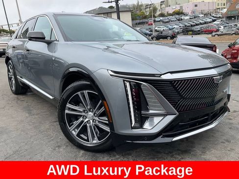 Used 2024 Cadillac Lyriq Luxury AWD/4WD image 1