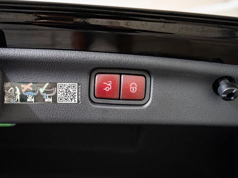 Certified 2024 Mercedes-Benz C 300 4MATIC Sedan w/ AMG Line w/ Night Package image 18