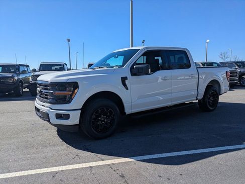 New 2026 Ford F150 XLT w/ Equipment Group 302A MID RWD image 8