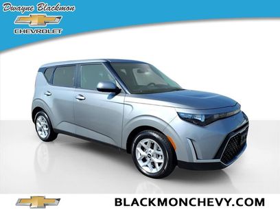 Used 2023 Kia Soul LX w/ Option Group 015