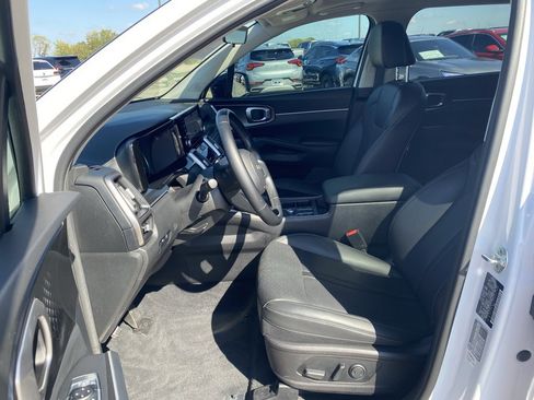 Used 2022 Kia Sorento S w/ Panoramic Sunroof Package image 10