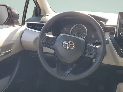 Used 2021 Toyota Corolla LE w/ LE Premium Package image 25