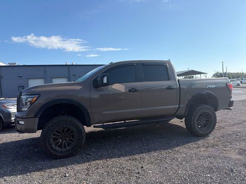 Used 2020 Nissan Titan PRO-4X w/ Pro-4x Convenience Package AWD/4WD image 2